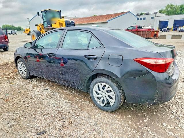 2017 TOYOTA COROLLA LE 2