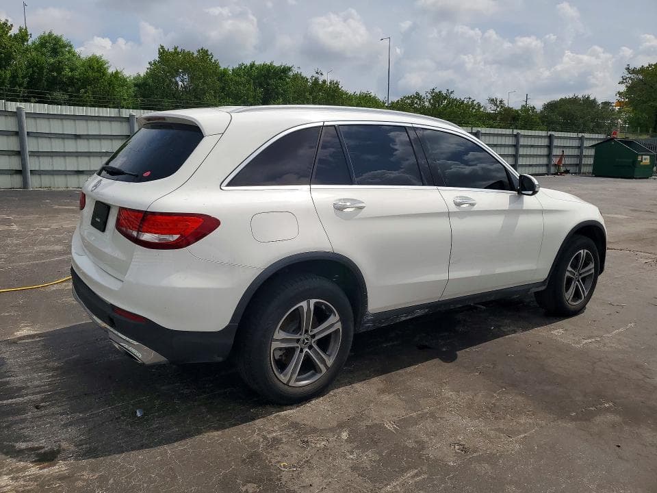 2019 MERCEDES-BENZ GLC 300 3