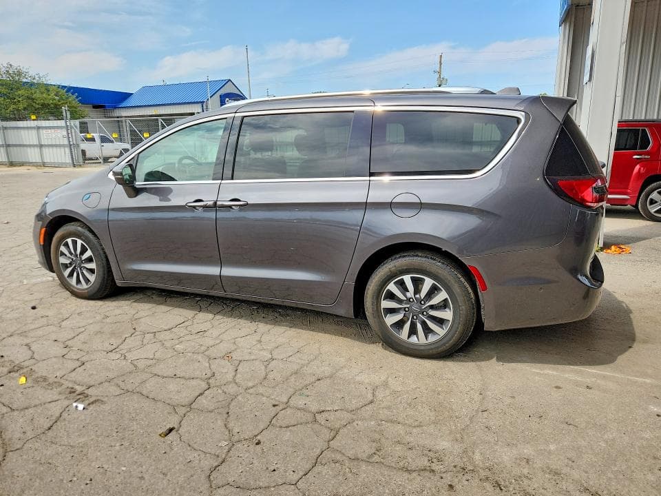 2021 CHRYSLER PACIFICA HYBRID TOURING L 2