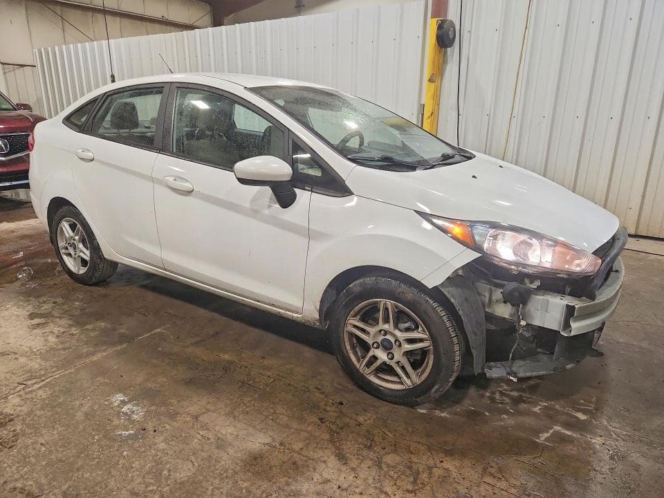 2018 FORD FIESTA SE 4