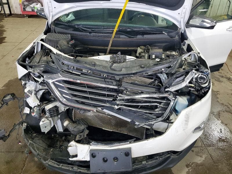 2019 CHEVROLET EQUINOX PREMIER 11