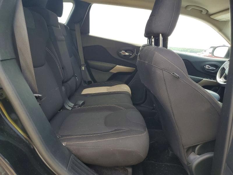 2017 JEEP CHEROKEE LATITUDE 11