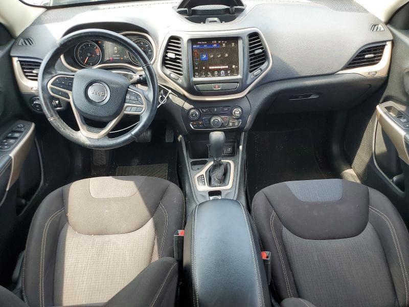 2017 JEEP CHEROKEE LATITUDE 8