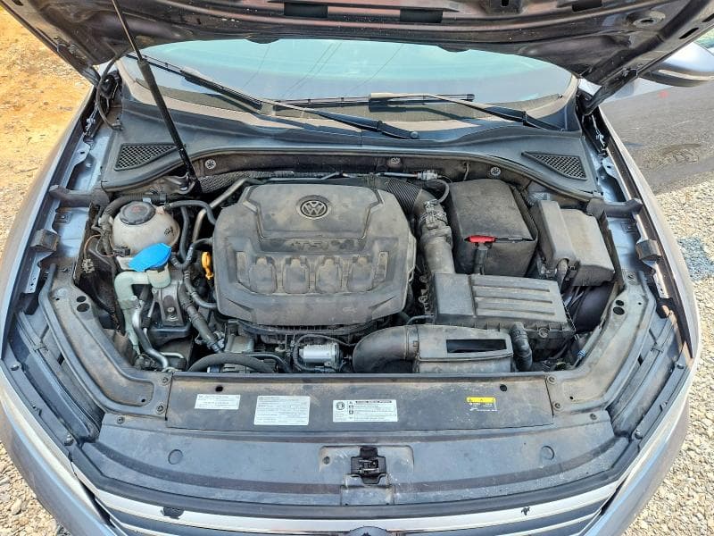 2018 VOLKSWAGEN PASSAT SE 11