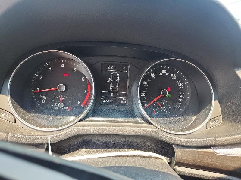 2018 VOLKSWAGEN PASSAT SE 9