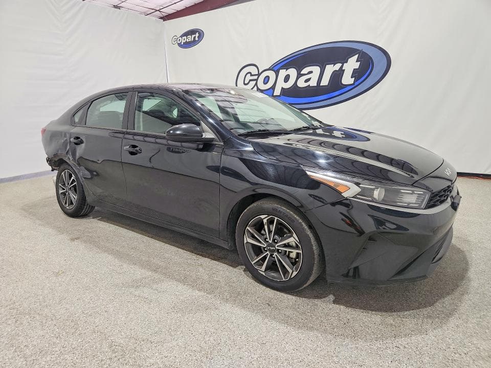 2023 KIA FORTE LXS 4