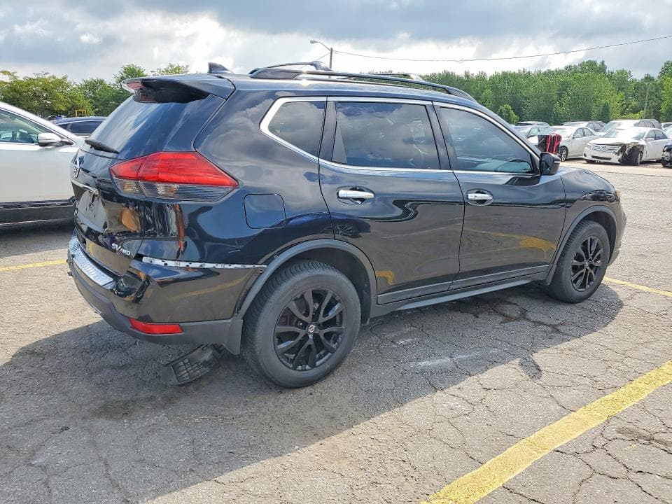 2017 NISSAN ROGUE SV 3