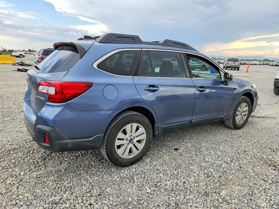 2018 SUBARU OUTBACK 2.5I PREMIUM 3
