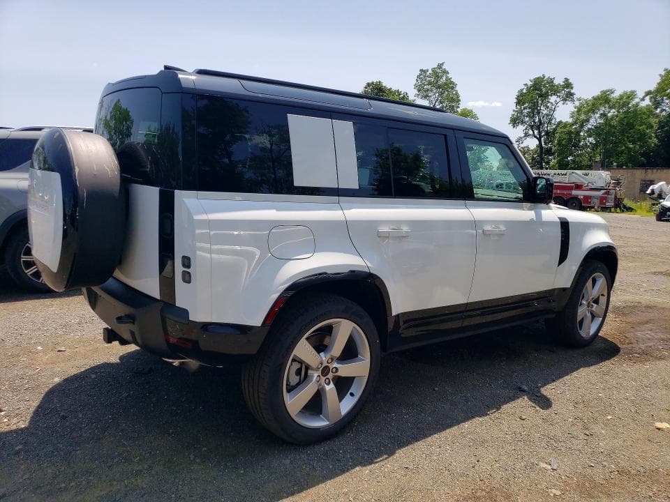 2026 LAND ROVER DEFENDER 110 X-DYNAMIC SE 3