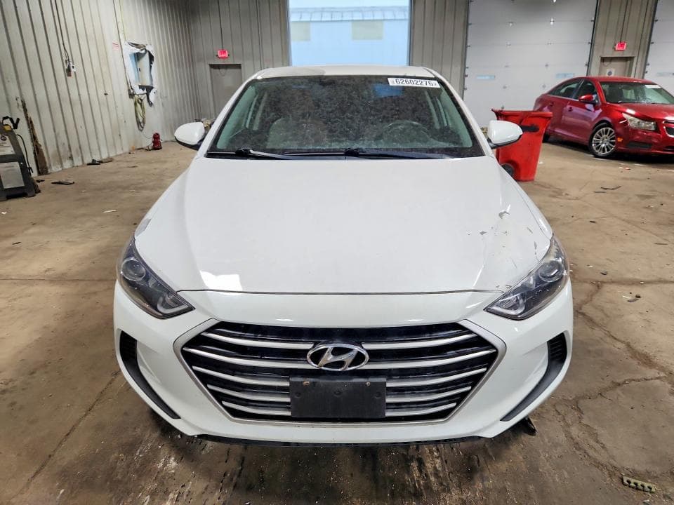 2017 HYUNDAI ELANTRA SE 5