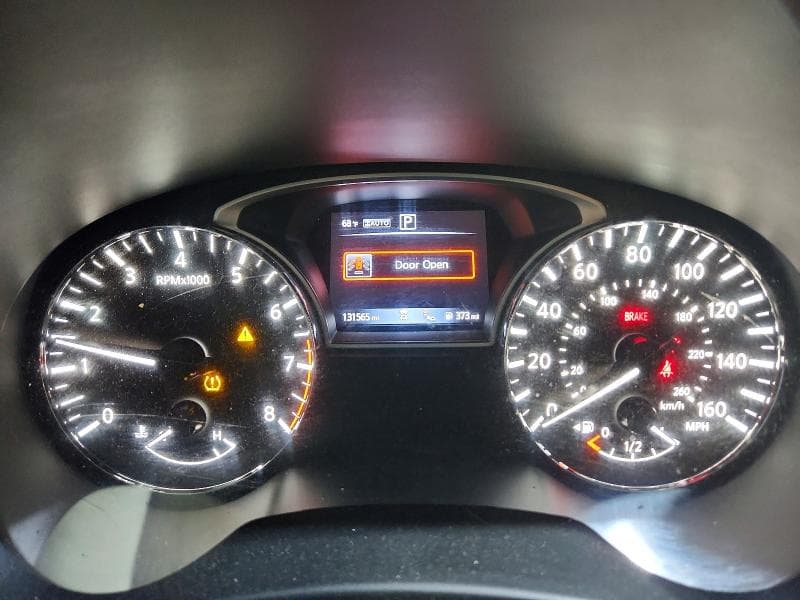 2019 NISSAN PATHFINDER SV 9