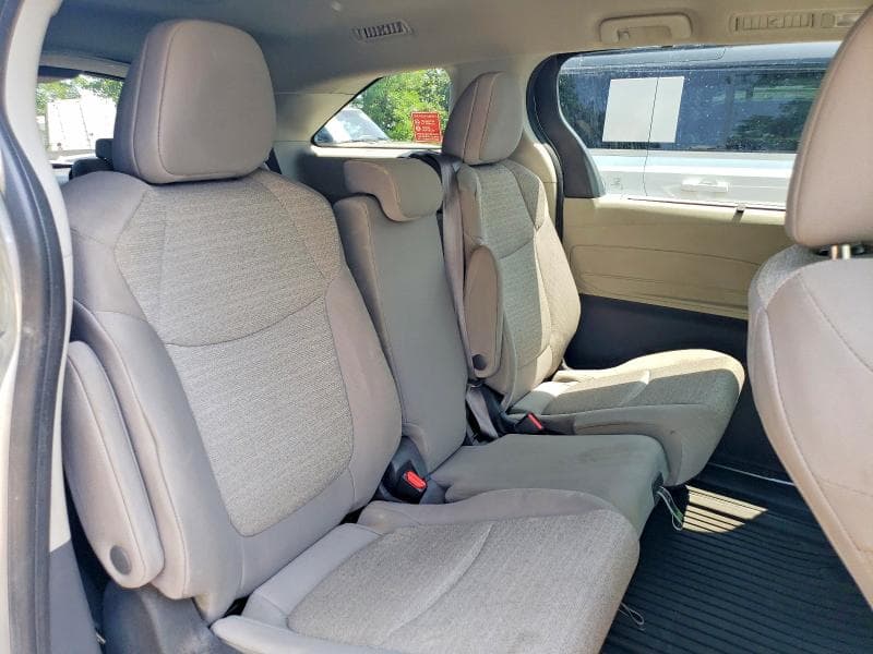 2024 TOYOTA SIENNA LE 10