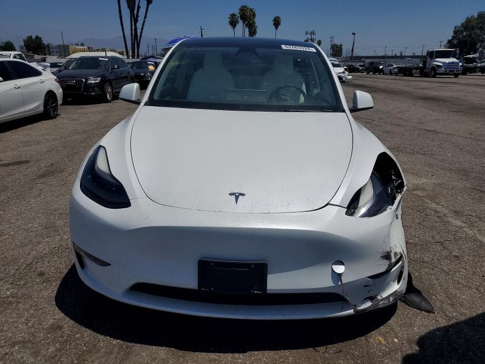 2023 TESLA MODEL Y 5