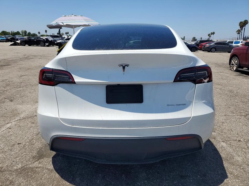 2023 TESLA MODEL Y 6