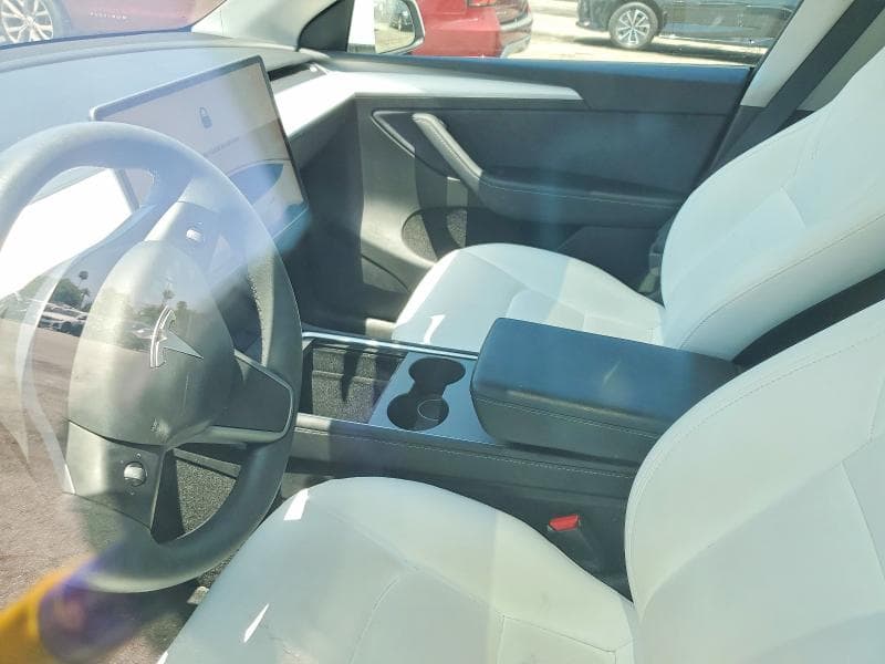 2023 TESLA MODEL Y 9