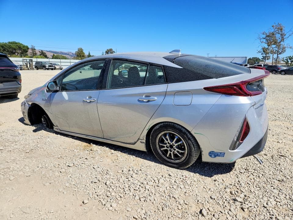 2021 TOYOTA PRIUS PRIME XLE 2