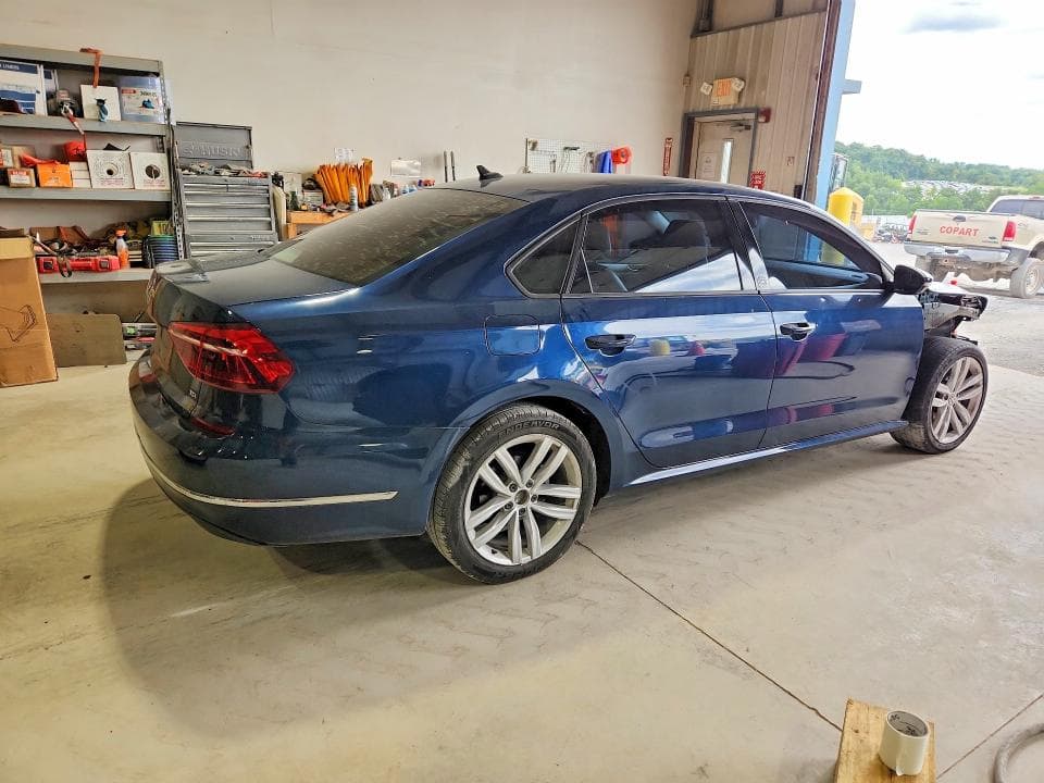 2019 VOLKSWAGEN PASSAT WOLFSBURG 3