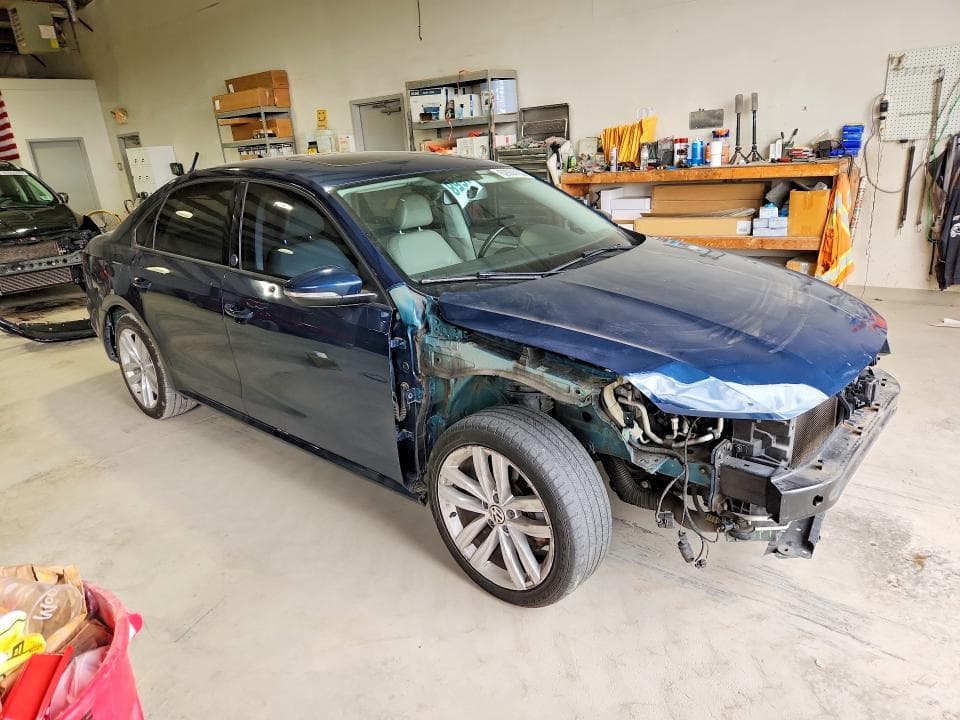 2019 VOLKSWAGEN PASSAT WOLFSBURG 4