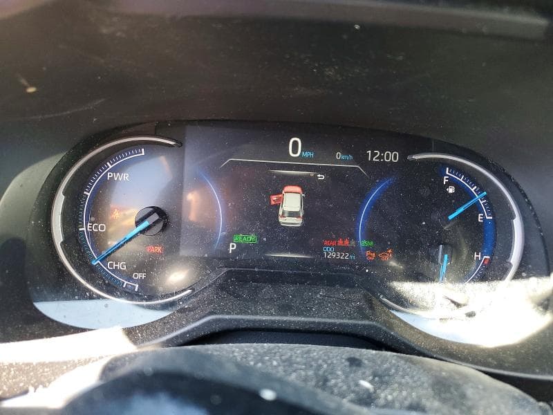 2020 TOYOTA RAV4 XSE 9