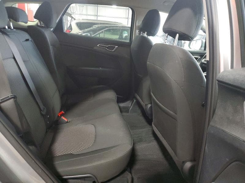 2024 KIA SPORTAGE LX 10