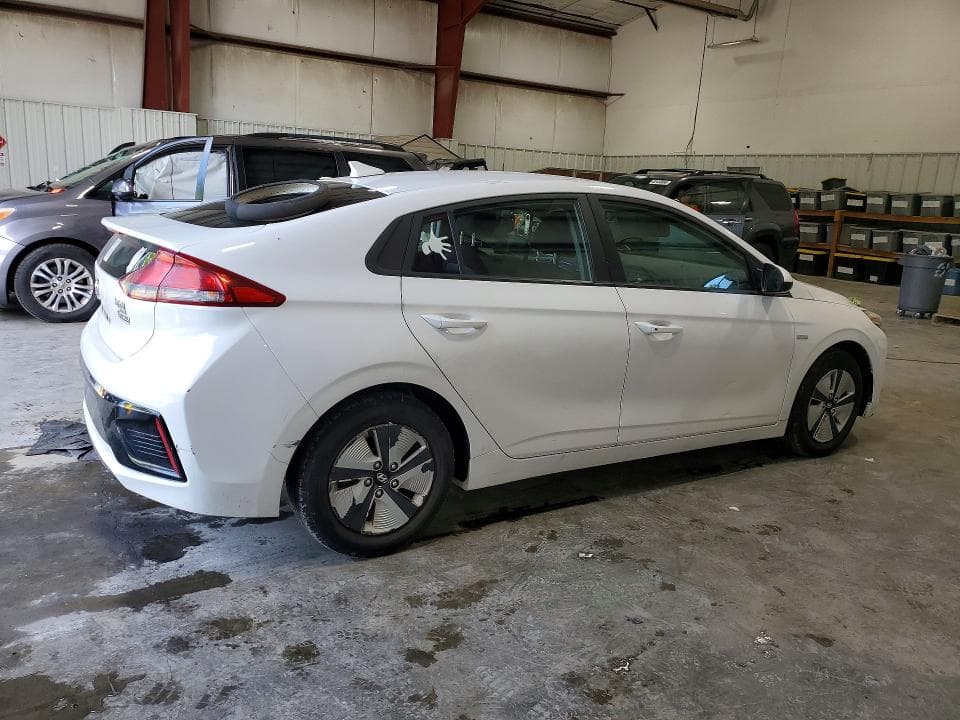 2017 HYUNDAI IONIQ BLUE 3
