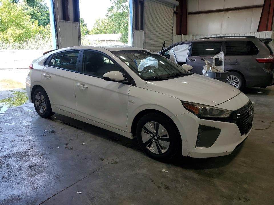 2017 HYUNDAI IONIQ BLUE 4
