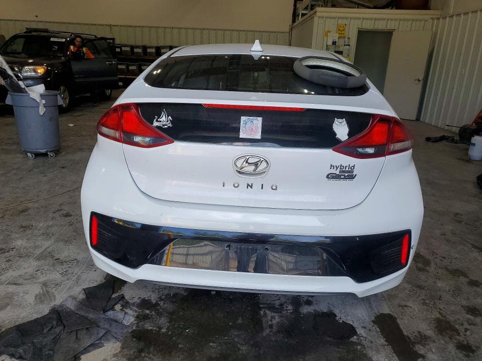 2017 HYUNDAI IONIQ BLUE 6