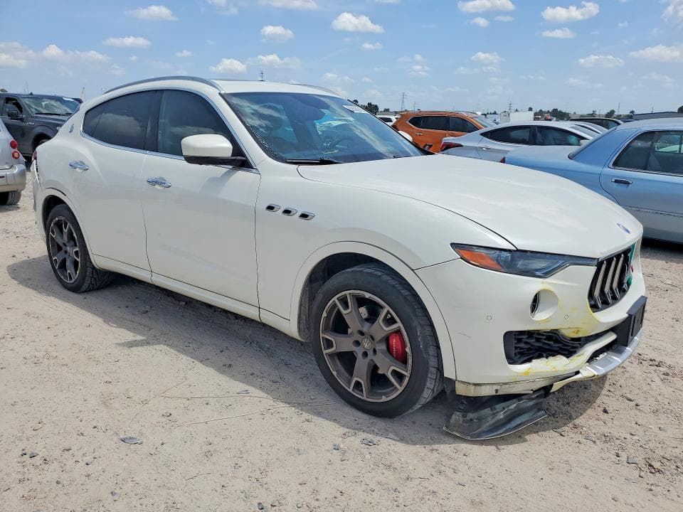 2017 MASERATI LEVANTE LUXURY 4