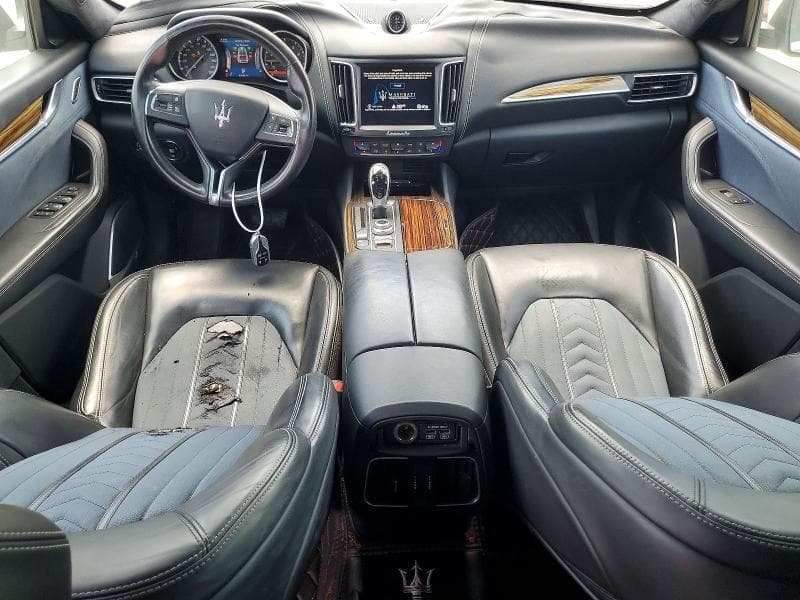 2017 MASERATI LEVANTE LUXURY 8