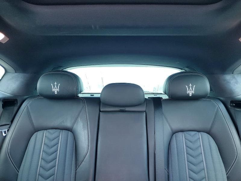 2017 MASERATI LEVANTE LUXURY 10
