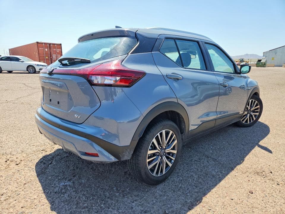 2023 NISSAN KICKS SV 3