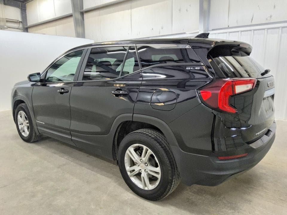 2022 GMC TERRAIN SLE SLE 2