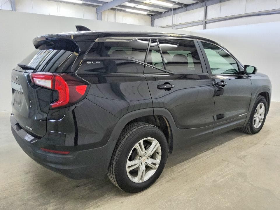 2022 GMC TERRAIN SLE SLE 3