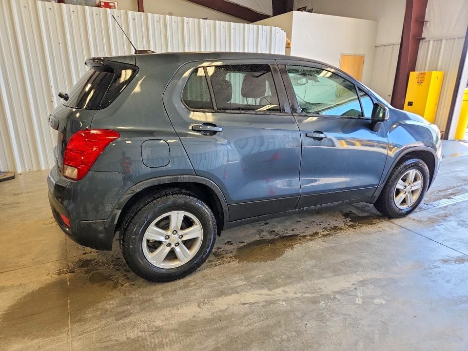 2021 CHEVROLET TRAX LS 3