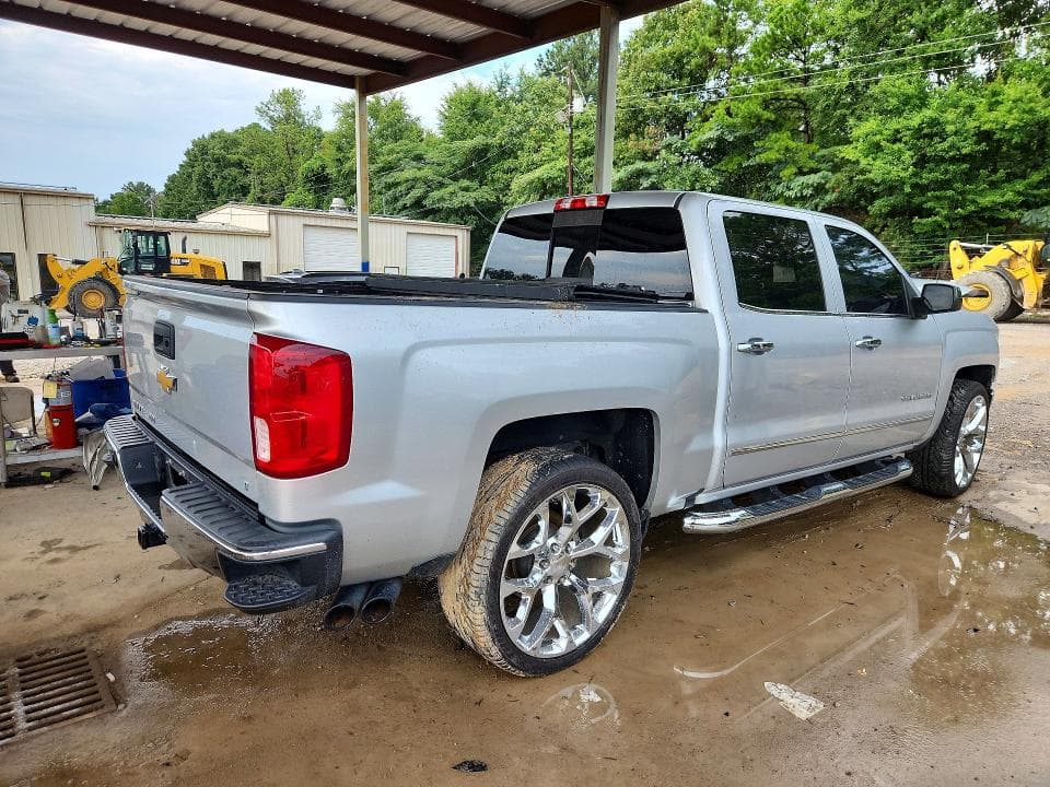 2017 CHEVROLET SILVERADO K1500 LTZ 3