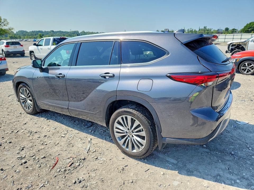 2021 TOYOTA HIGHLANDER PLATINUM 2