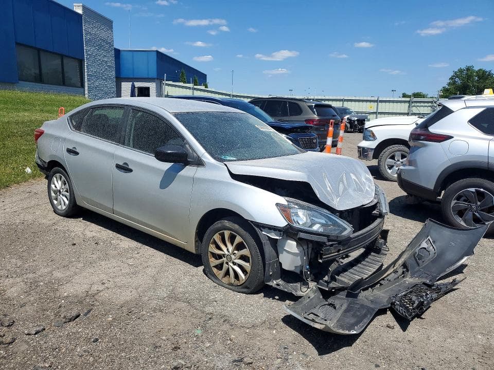 2019 NISSAN SENTRA SV 4