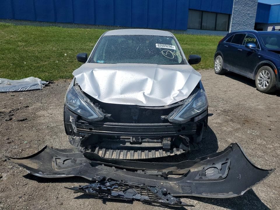 2019 NISSAN SENTRA SV 5