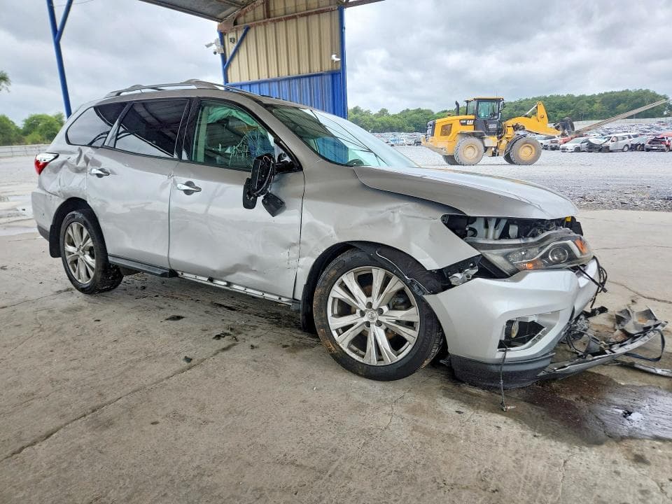 2018 NISSAN PATHFINDER SL 4