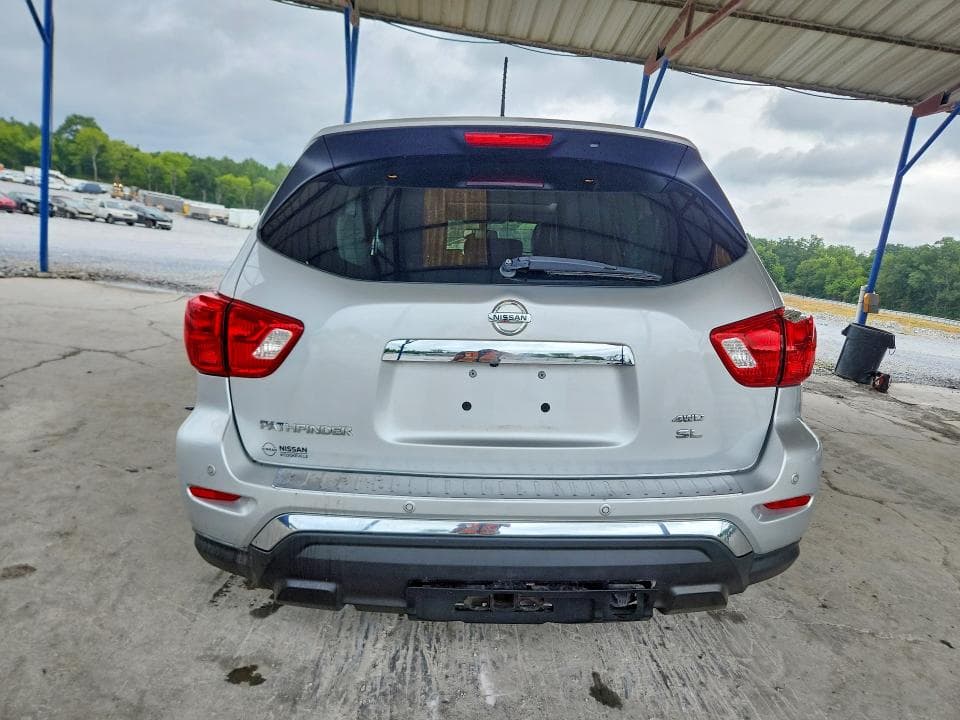 2018 NISSAN PATHFINDER SL 6