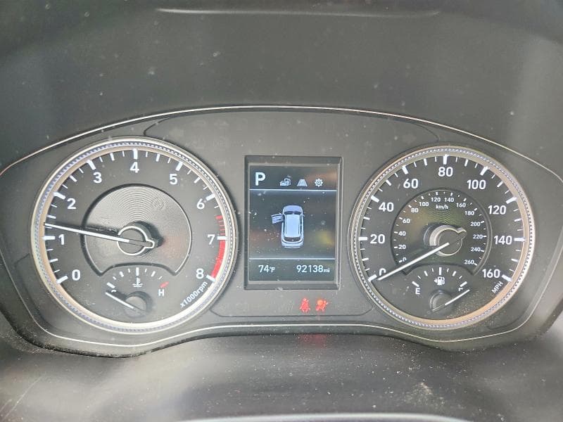 2019 HYUNDAI SANTA FE SE 9