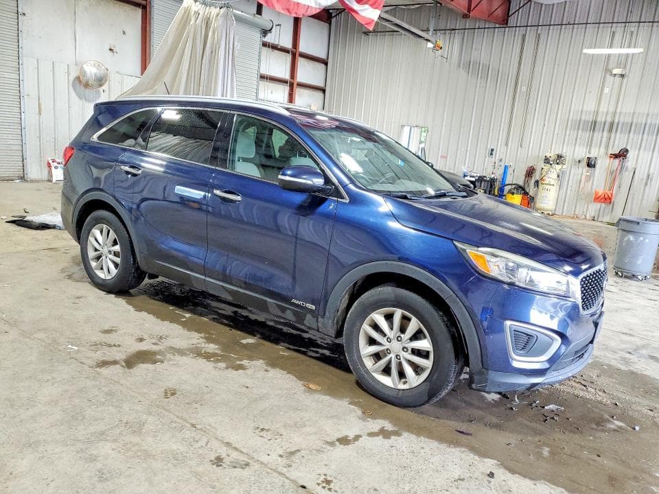 2017 KIA SORENTO LX V6 4