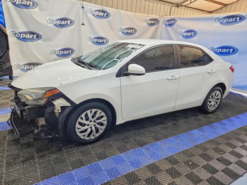 2018 TOYOTA COROLLA LE - 1