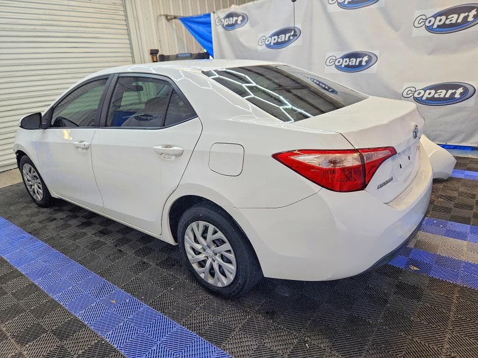 2018 TOYOTA COROLLA LE 2
