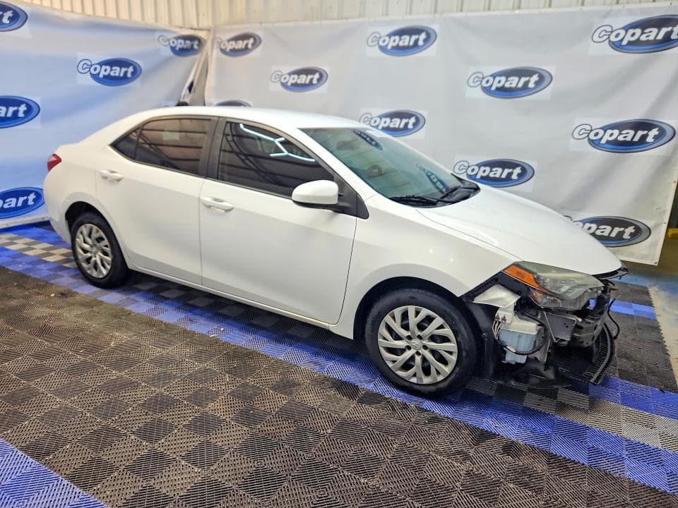 2018 TOYOTA COROLLA LE 4