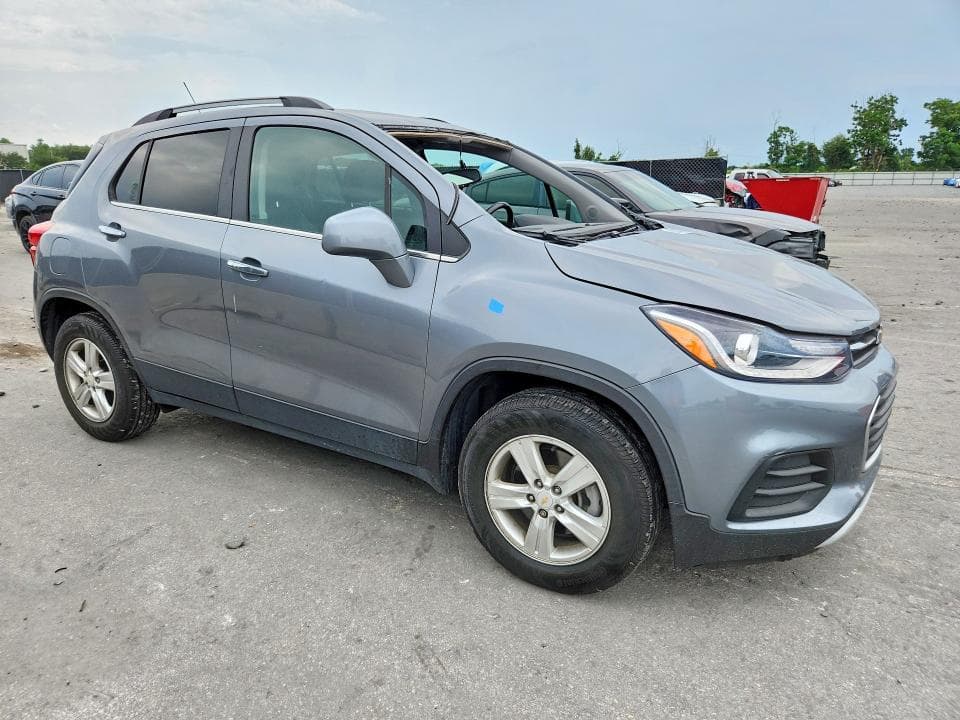 2019 CHEVROLET TRAX 1LT 4