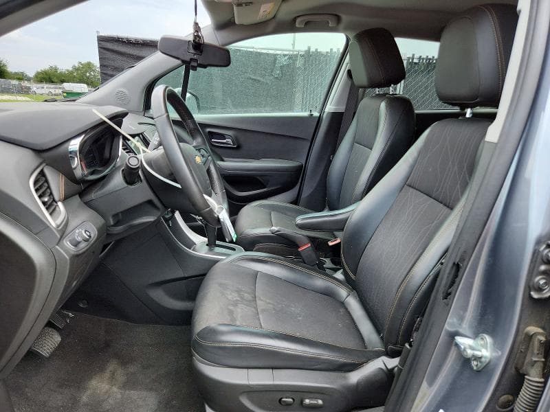 2019 CHEVROLET TRAX 1LT 7