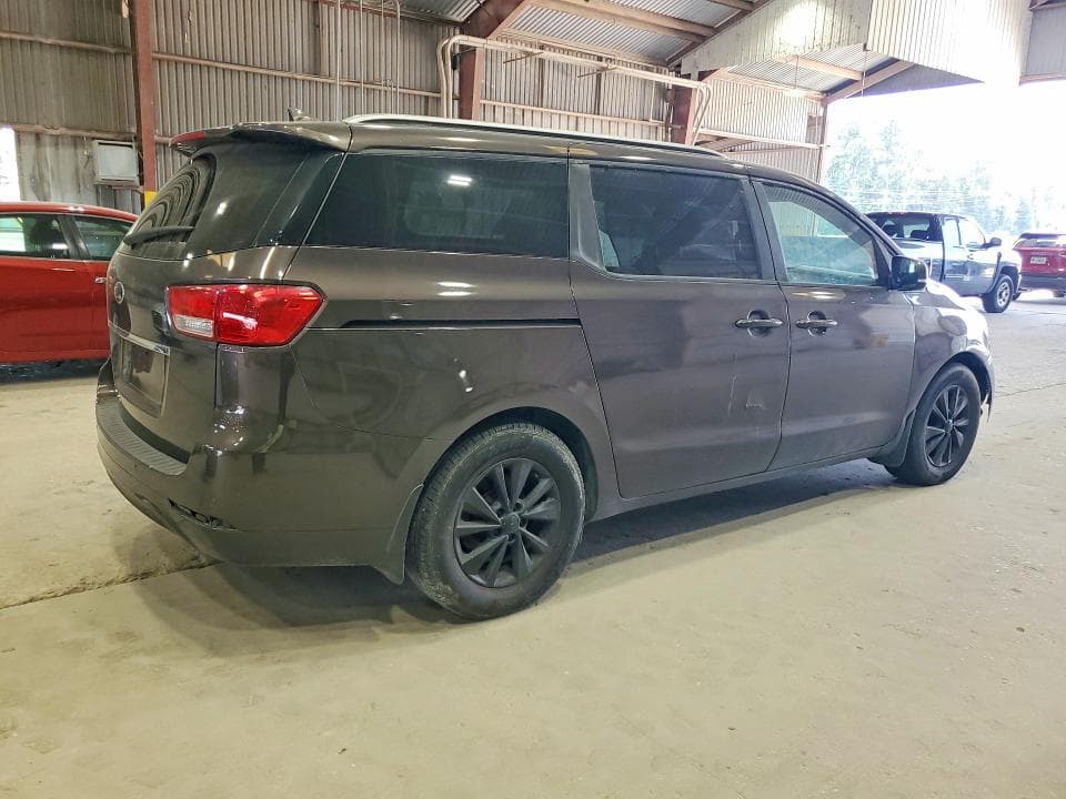 2018 KIA SEDONA LX 3