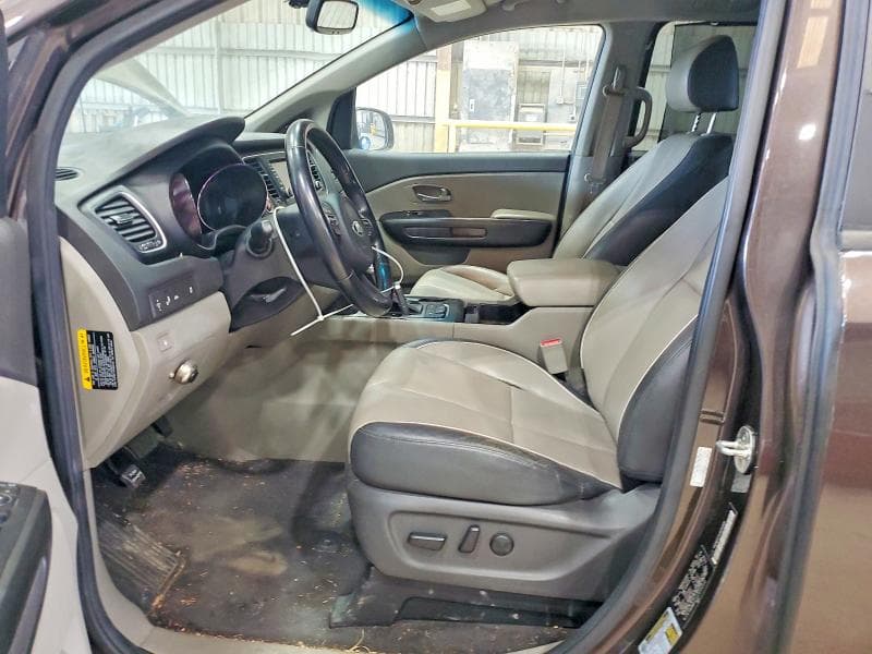 2018 KIA SEDONA LX 7