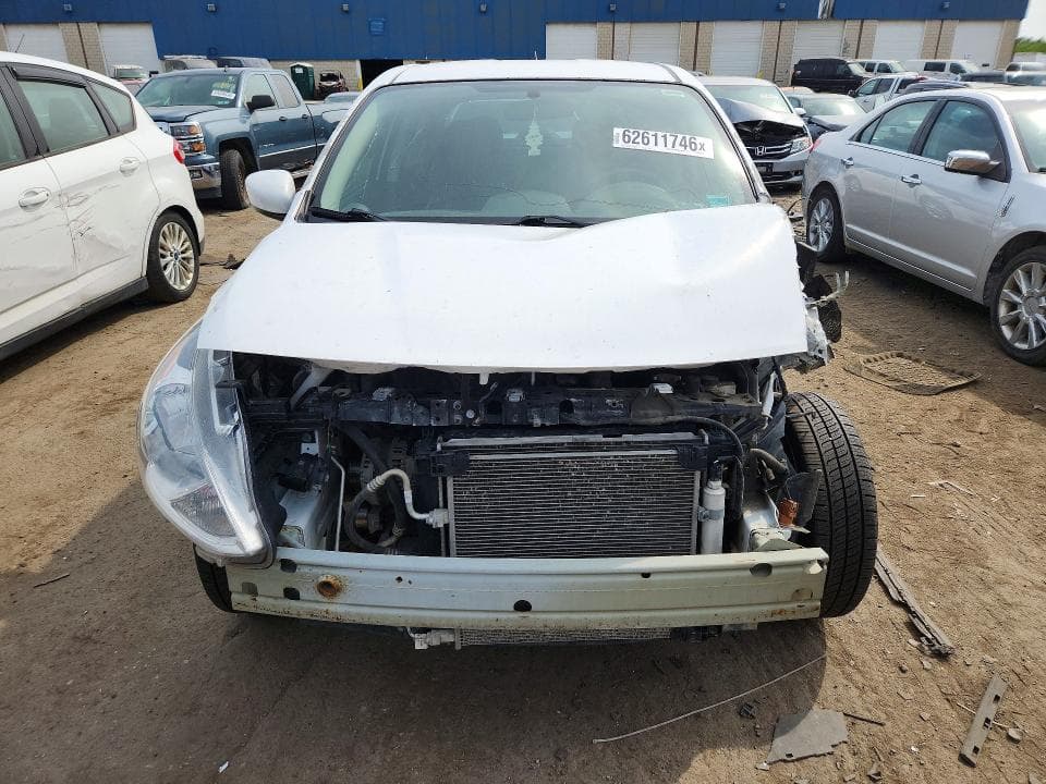 2019 NISSAN VERSA S 5